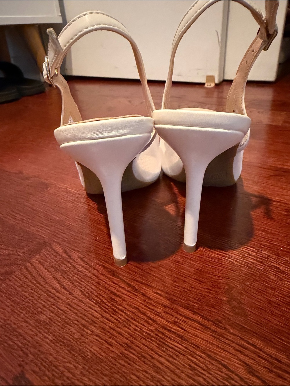 TOP Moda Cream Pointed Mesh Slingback Heels - Picture 2 of 4